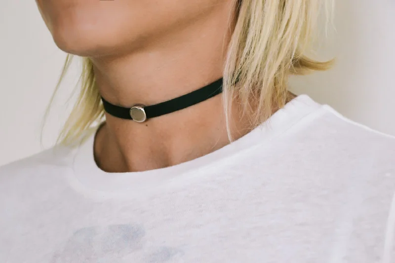 Black choker necklace for women with silver round bead