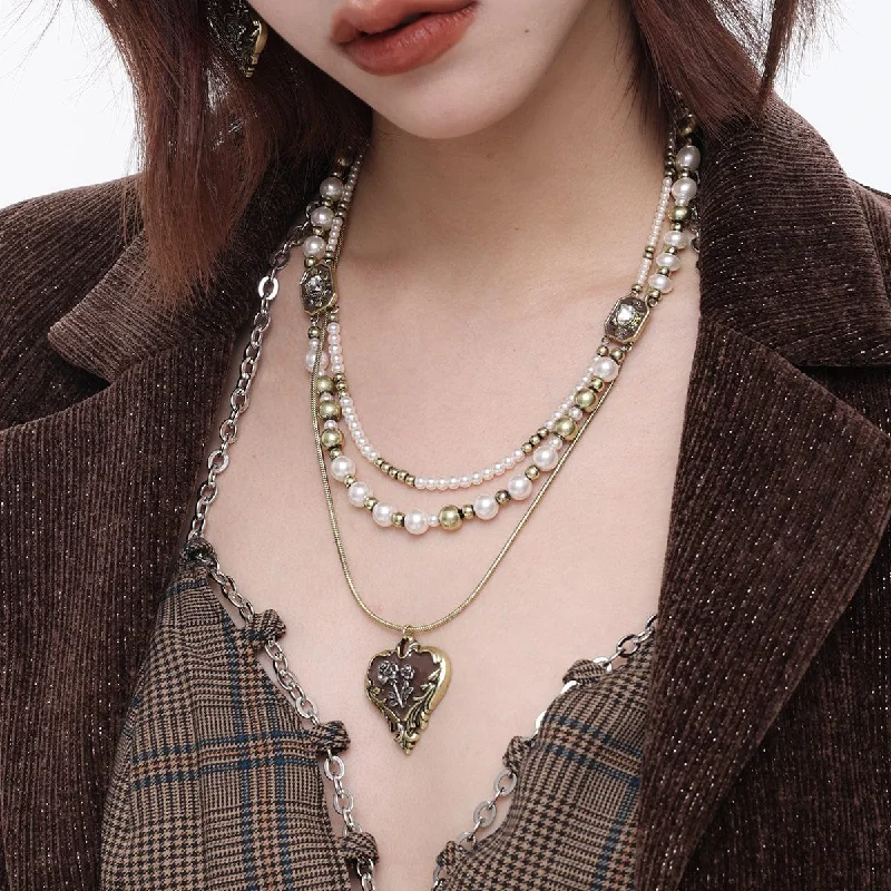 Women's Punk Rose Distressed Layered Pearl Necklace