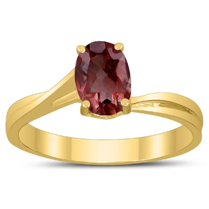 Solitaire Oval 7X5MM Garnet Gemstone Twist Ring in 10K Yellow Gold