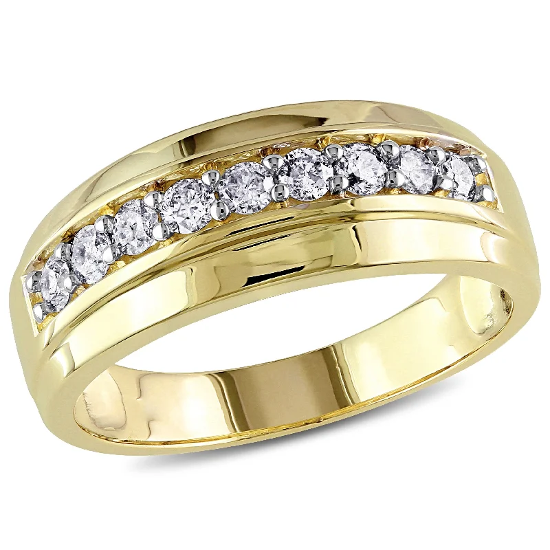 Miadora 10k Yellow Gold Men's 1/2ct TDW Diamond Wedding Band